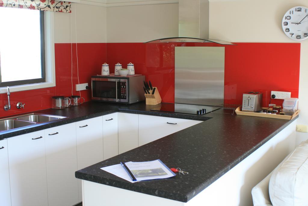 Mirboo North Strathmore Farm B&B מראה חיצוני תמונה